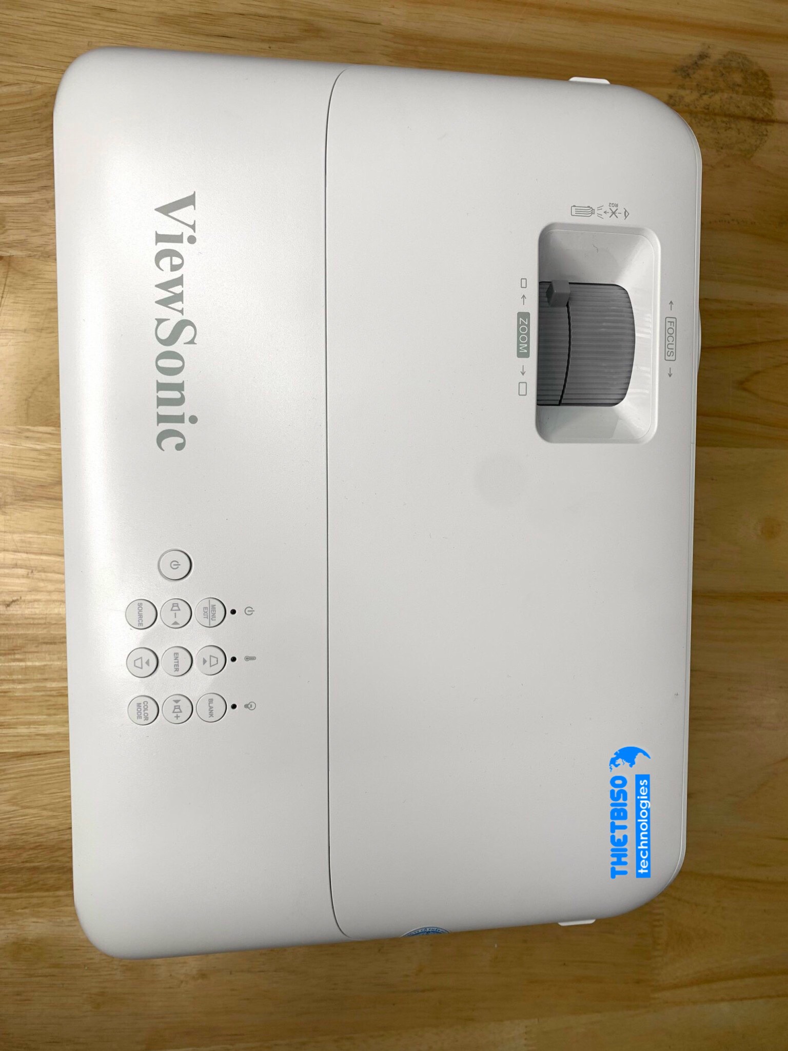 Máy Chiếu VIEWSONIC PX-701 FULL HD