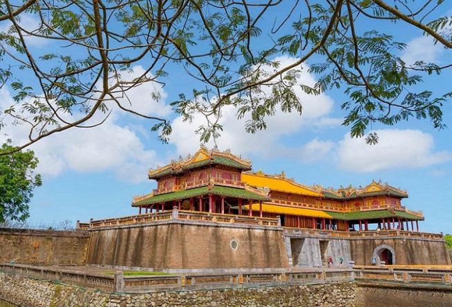 Thuê máy chiếu tại Huế