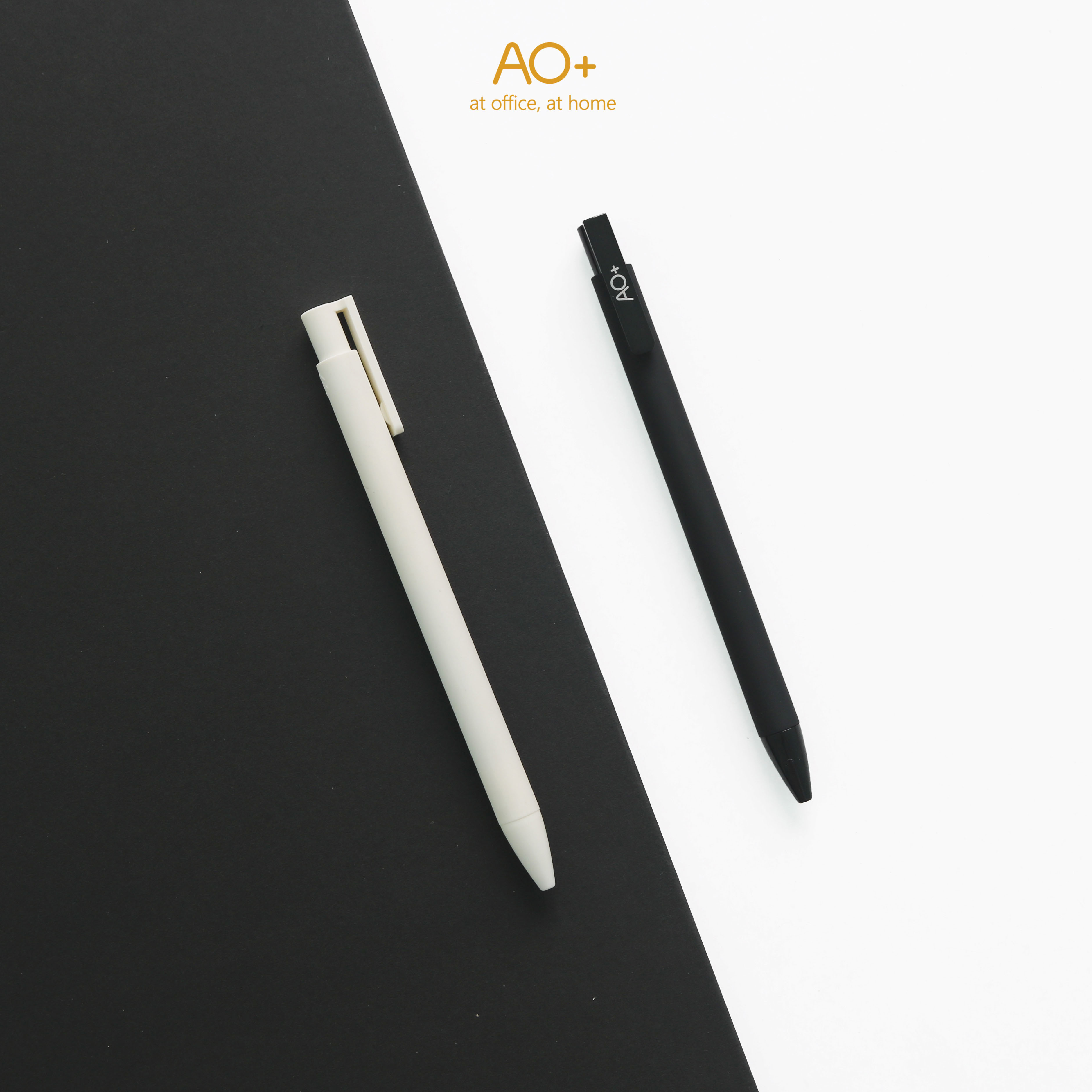 Bút Bi Gel Bấm AO+ Mực Đen BG101