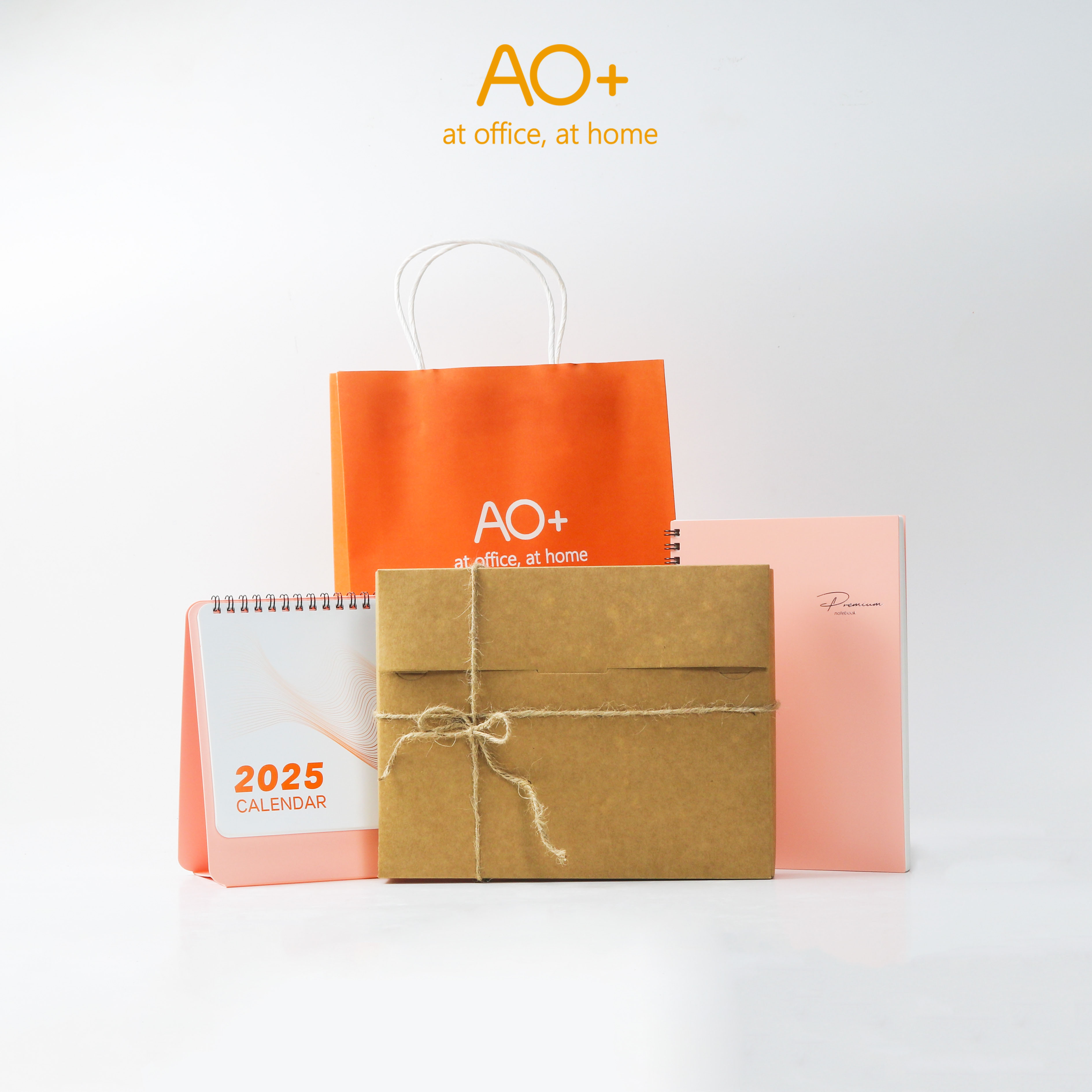 Combo Quà Tặng Sổ Lịch 2025