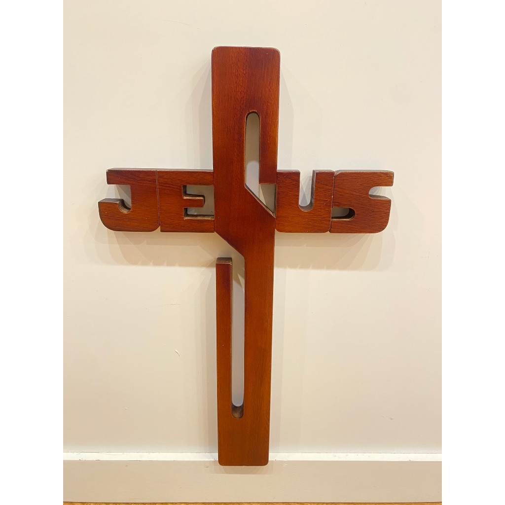 Thập Giá Chữ Jesus Nâu Đậm Cao 40Cm