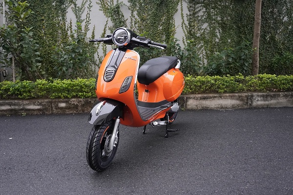 XE MÁY ĐIỆN JVC VESPA IX S