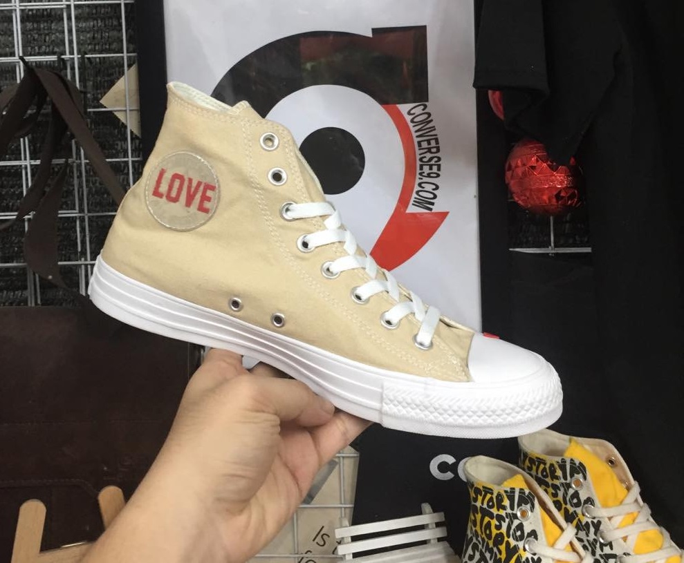 Giày Outlet Converse cao cổ vải vàng cát CCVV021 