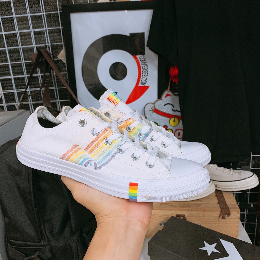 Giày Outlet Converse thấp cổ vải trắng CTVT061 