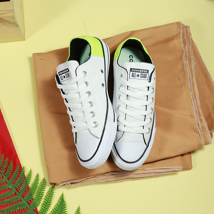 Giày Outlet Converse thấp cổ vải trắng CTVT091 