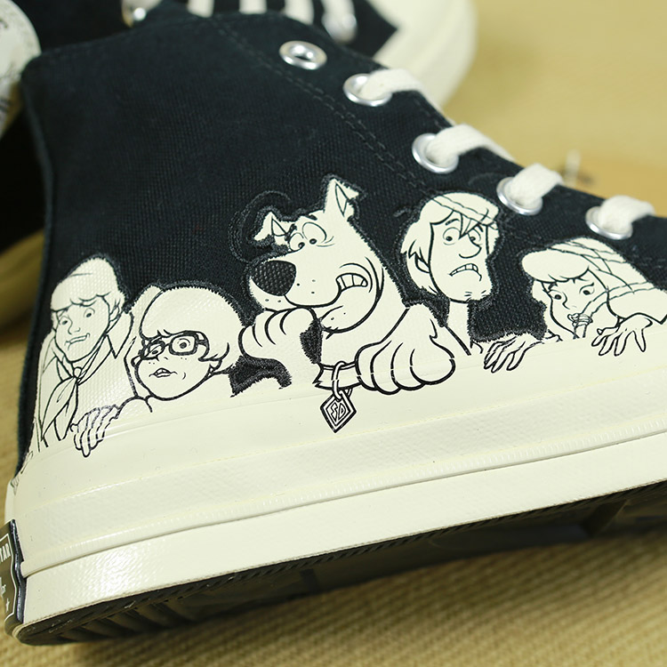 Giày Converse 1970s Scooby Doo cao cổ vải đen CCVD069 
