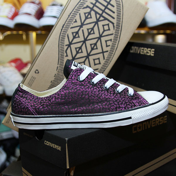 Giày Outlet Converse dainty thấp cổ vải họa tiết CTVH017 converse-dainty-thap-co-vai-hoa-tiet-ctvh17