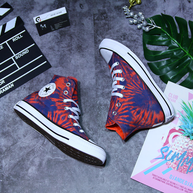 Giày Converse cao cổ vải họa tiết CCVH043 converse-cao-co-vai-hoa-tiet-ccvh43
