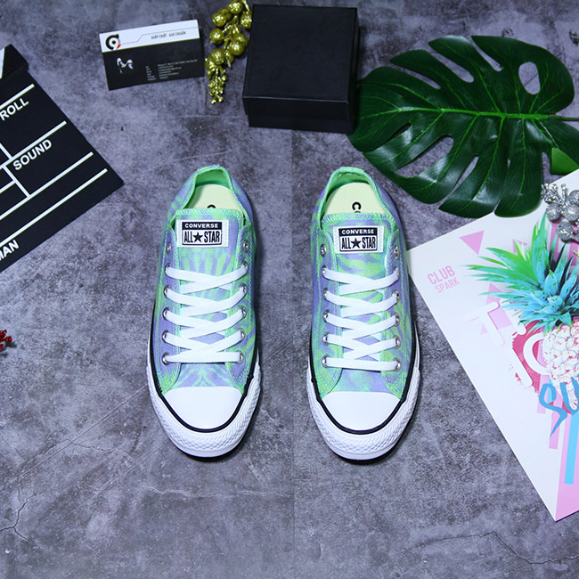 Giày Converse thấp cổ vải họa tiết CTVH074 converse-thap-co-vai-hoa-tiet-ctvh74