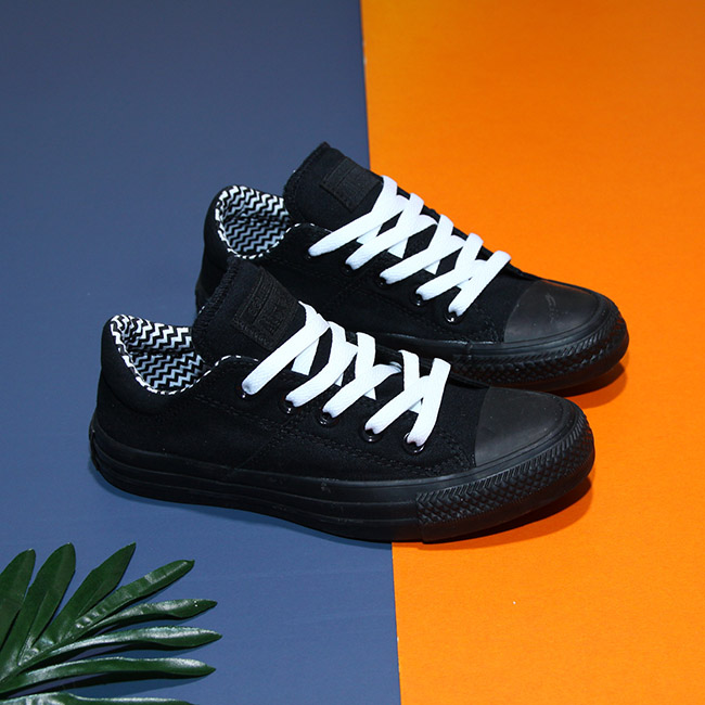 Giày Outlet Converse Madison thấp cổ vải đen CTVD035 giay-Converse-madison