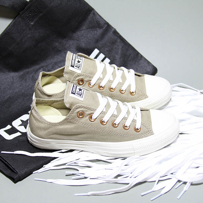 Giày Converse classic thấp cổ vải vàng seasonal (hai phiên bản) CTVV005 converse-thap-co-vai-vang-ctvv05