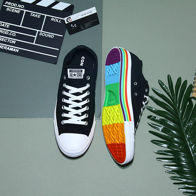Giày Converse thấp cổ vải đen (hai phiên bản) CTVD083 converse-thap-co-vai-den-ctvd83