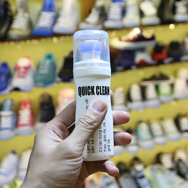 Giày Vệ sinh giày nhanh Quick Clean ve-sinh-giay-nhanh-quick-clean