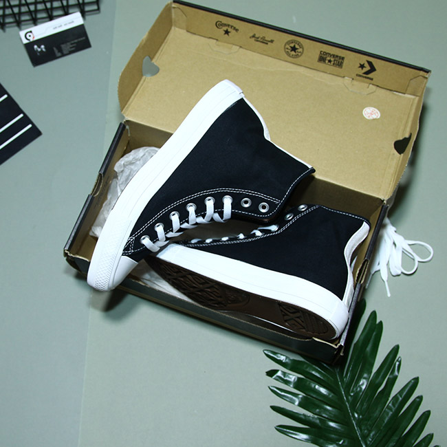 Giày Converse classic cao cổ vải đen CCVD052 converse-classic-cao-co-vai-den-ccvd52