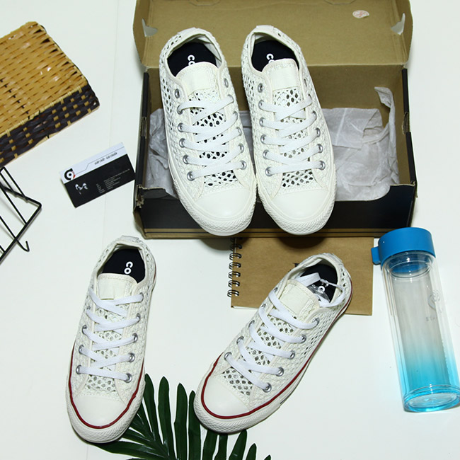 Giày Outlet Converse Handmade Crochet thấp cổ vải ren trắng (hai phiên bản) CTVT063 converse-handmade-crochet-thap-co-vai-ren-trang-ctvt63-hai-phien-ban
