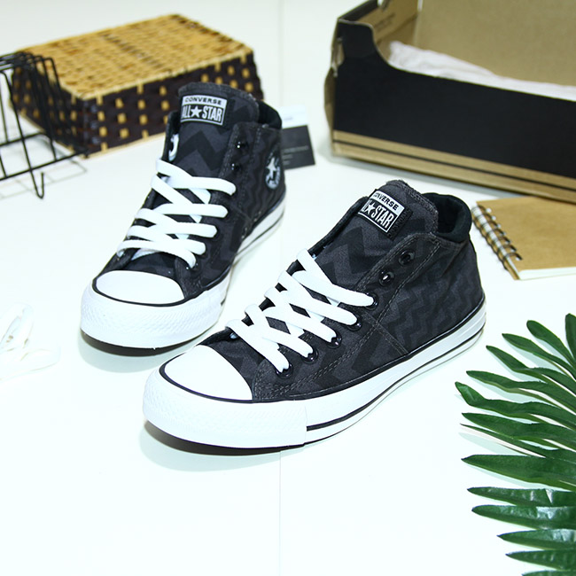 Giày Converse cổ lửng vải đen CLVD003 converse-co-lung-vai-den-clvd03