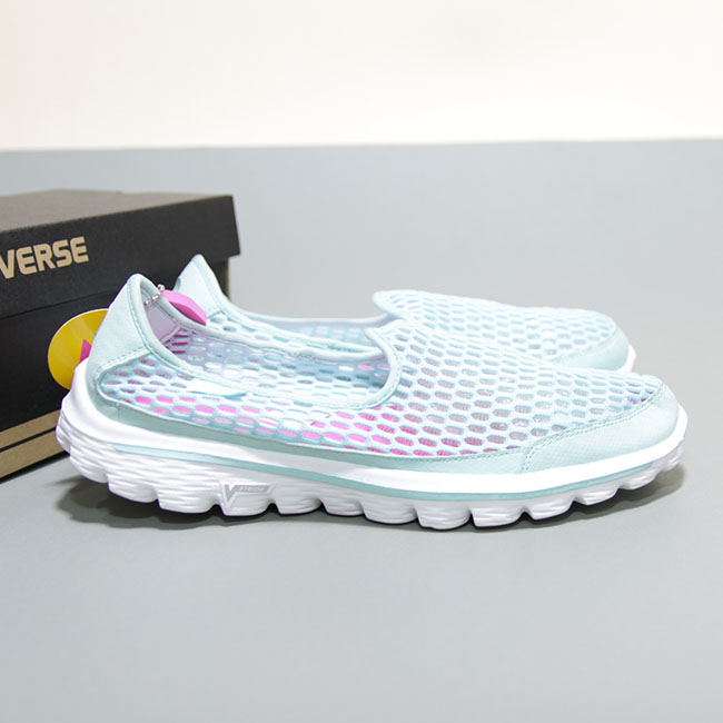 Giày Outlet Skechers slip-on thấp cổ vải xanh STVX024 skechers-slip-on-thap-co-vai-xanh-stvx24