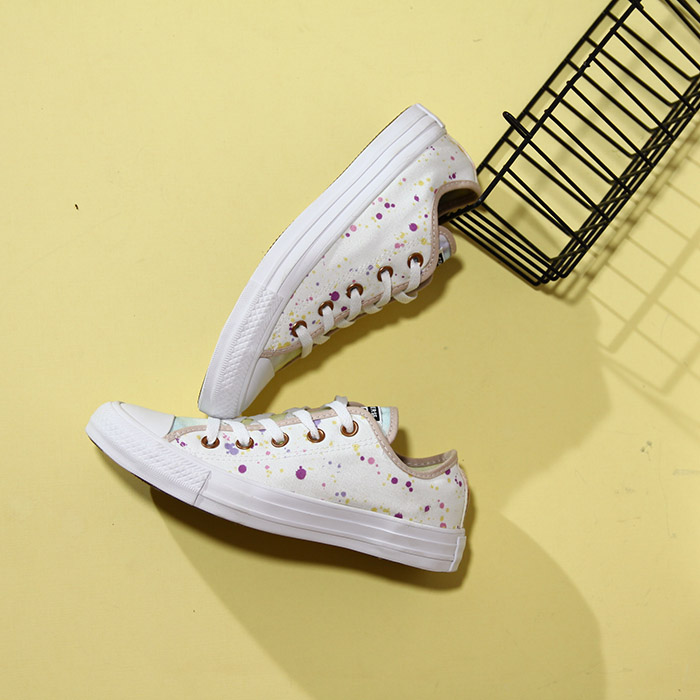 Giày Converse thấp cổ vải họa tiết CTVH037 converse-thap-co-vai-hoa-tiet-ctvh37