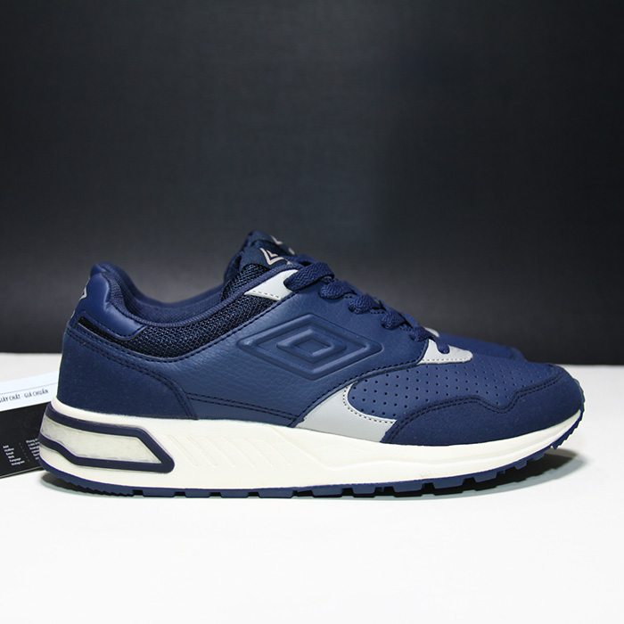 Giày Outlet Umbro thấp cổ da xanh UBTDX002 umbro-thap-co-da-xanh-ubtdx02