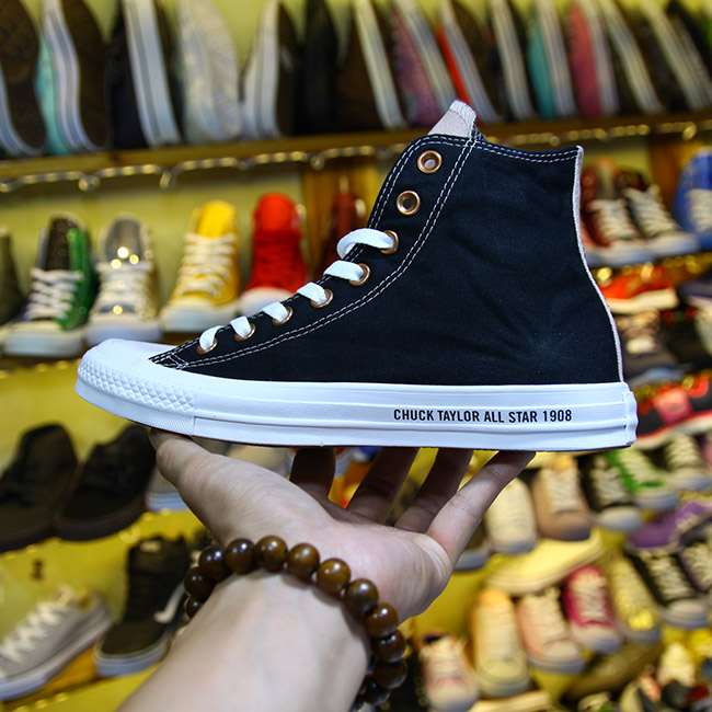 Giày Outlet Converse classic cao cổ vải đen CCVD024 converse-cao-co-vai-den-ccvd24