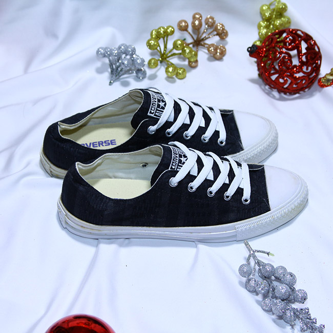 Giày Converse thấp cổ vải đen CTVD060 converse-thap-co-vai-den-ctvd60