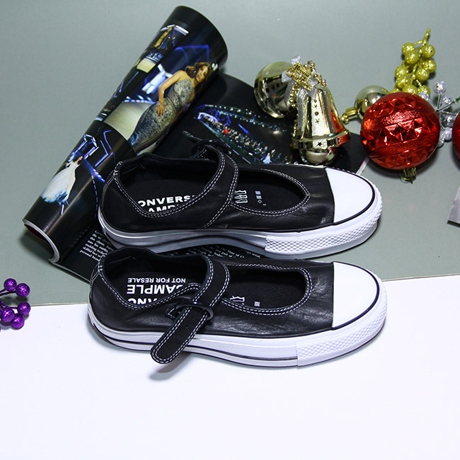Giày Converse thấp cổ da đen CTDD035 converse-thap-co-da-den-ctdd35