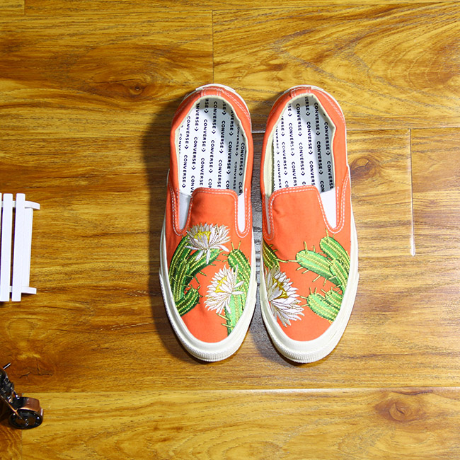 Giày Outlet Converse slip-on thấp cổ vải họa tiết CTVH067 converse-slip-on-thap-co-vai-hoa-tiet-ctvh67