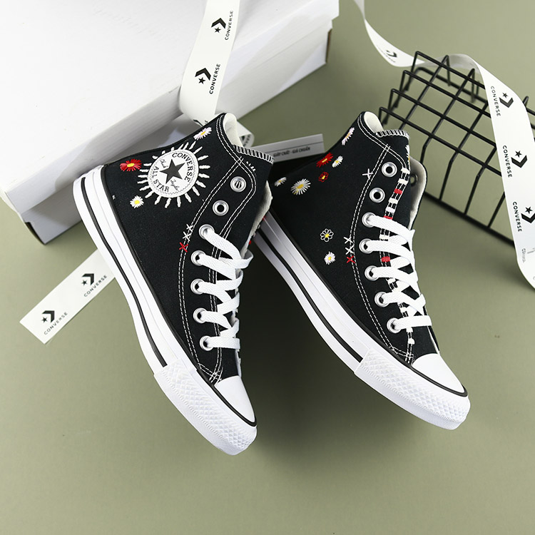 Giày Converse cao cổ vải đen CCVD063 converse-cao-co-vai-den-ccvd63