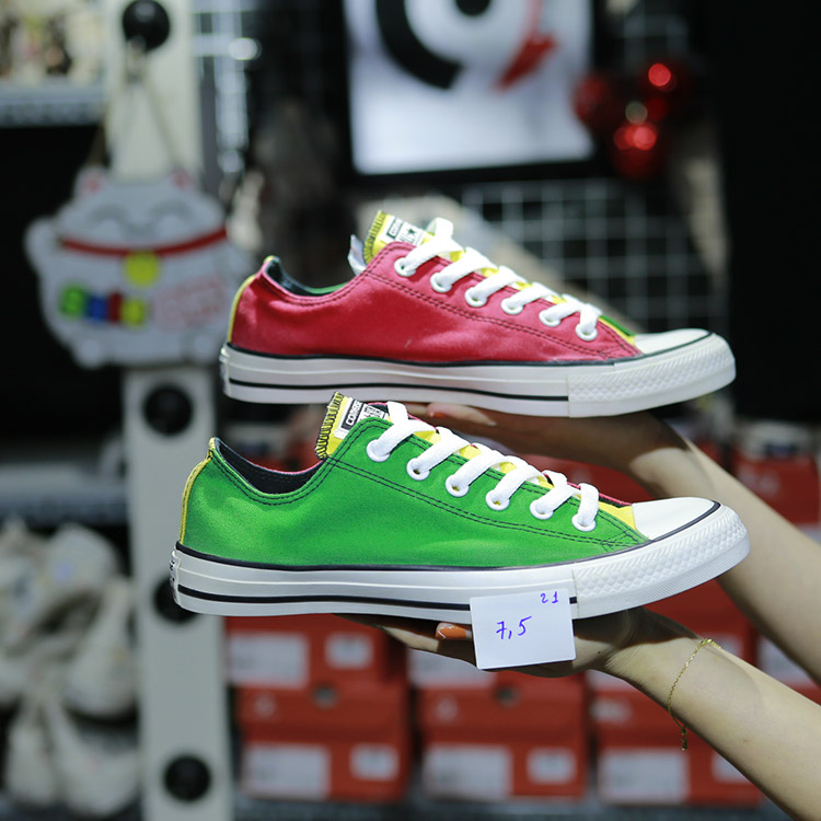 Giày Outlet Converse thấp cổ vải nhiều màu sắc COUT021 