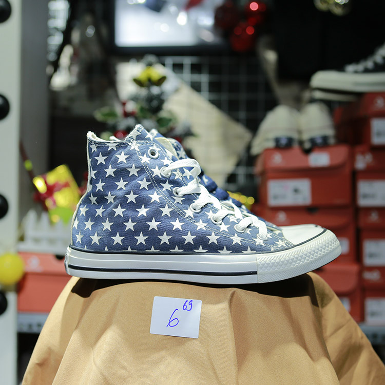 Giày Outlet Converse cao cổ vải họa tiết COUT069 