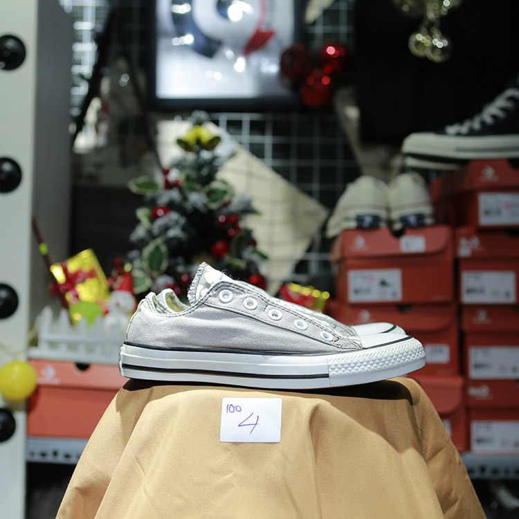Giày Outlet Converse thấp cổ vải xám COUT100 