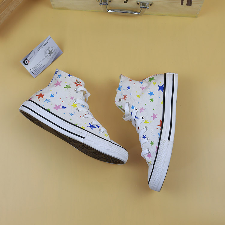 Giày Converse cao cổ vải họa tiết CCVH083 converse-cao-co-vai-hoa-tiet-ccvh83