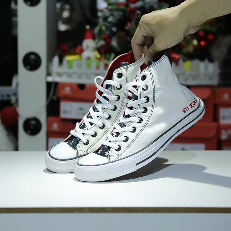 Giày Outlet Converse cao cổ vải trắng COUT144 