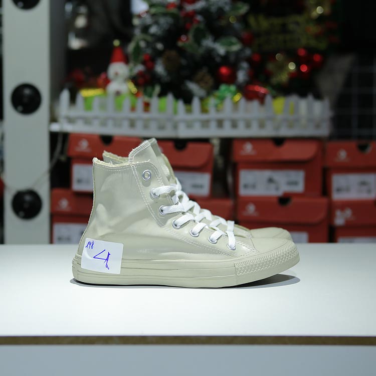 Giày Outlet Converse rubber cao cổ da vàng COUT148 