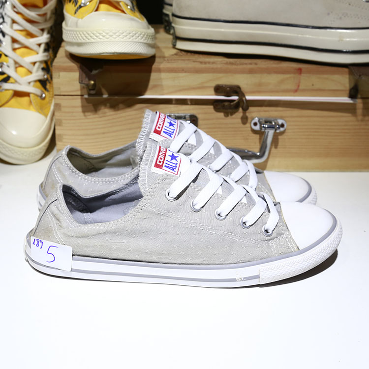 Giày Outlet Converse dainty thấp cổ vải ghi COUT189 Outlet Converse dainty