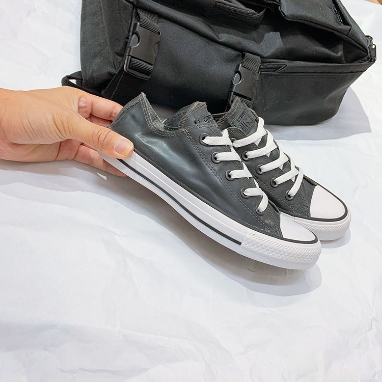 Giày Outlet Converse rubber thấp cổ da đen COUT222 