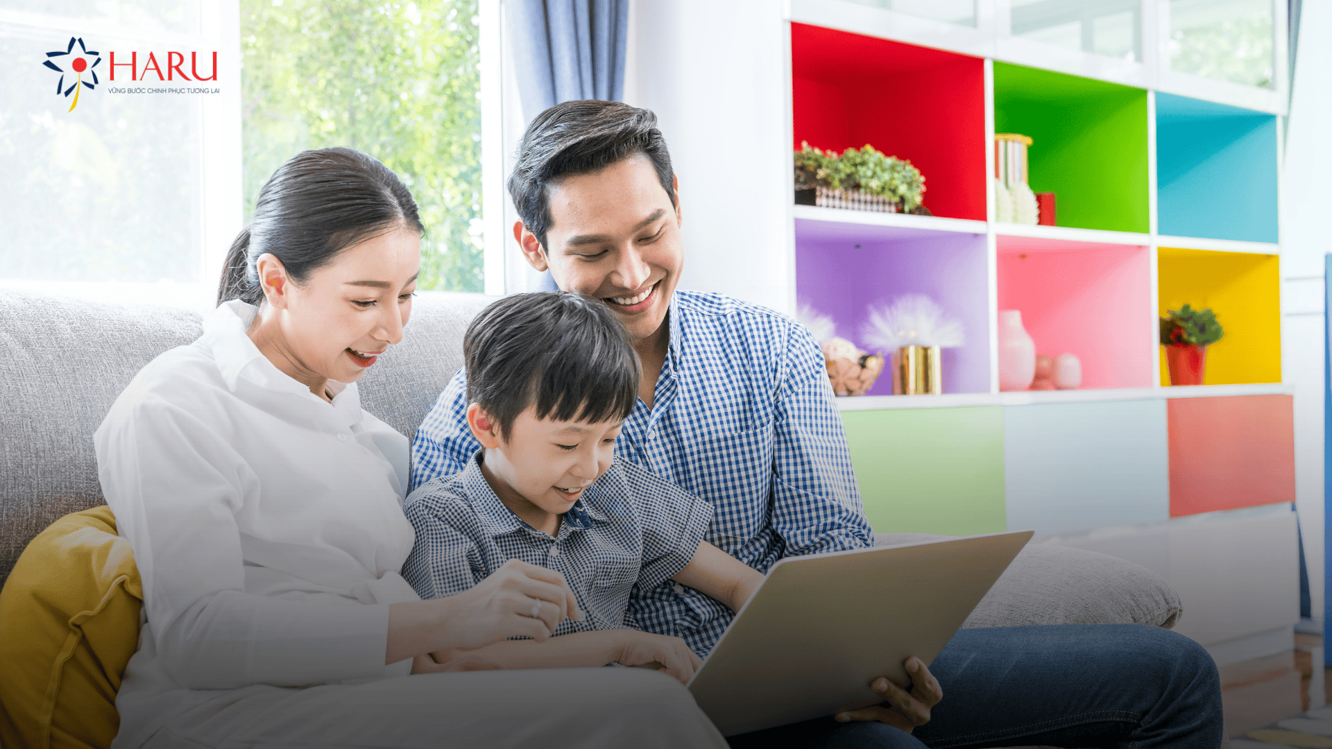 7 Điều con cái mong muốn ở bố mẹ: Lắng nghe để thấu hiểu con