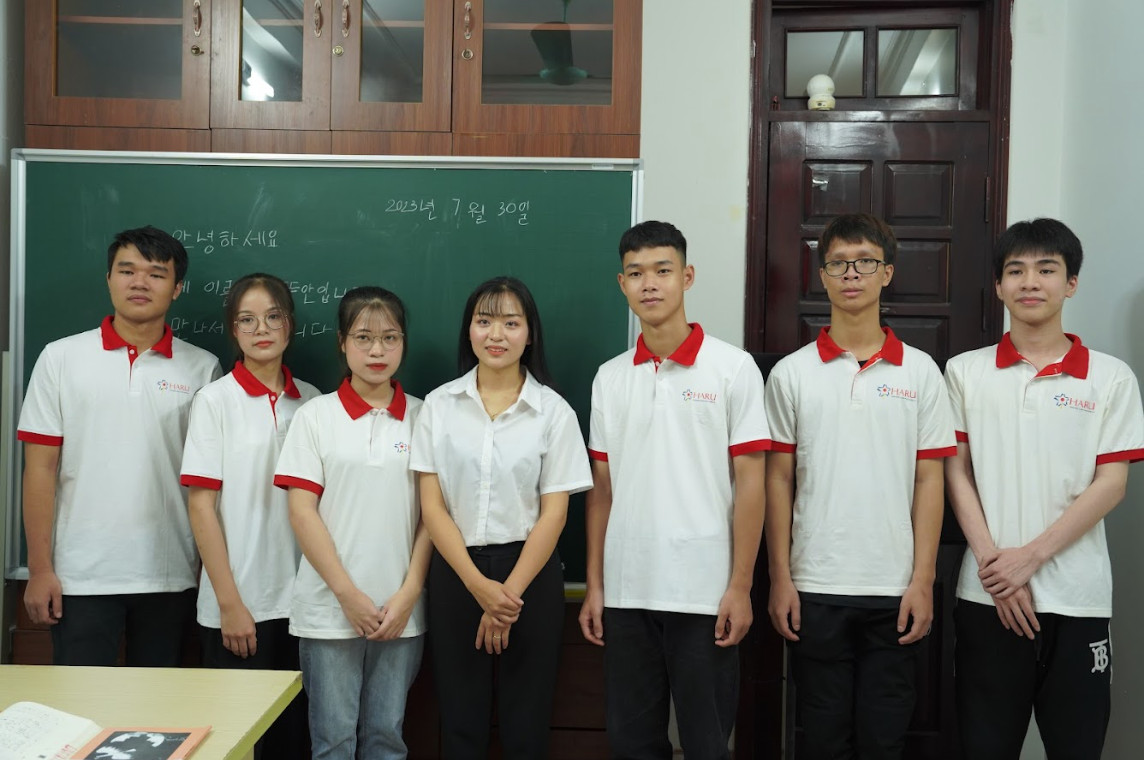 Học tiếng Hàn EPS – TOPIK trực tiếp tại Hà Nội ( Xuất khẩu lao động Hàn Quốc)