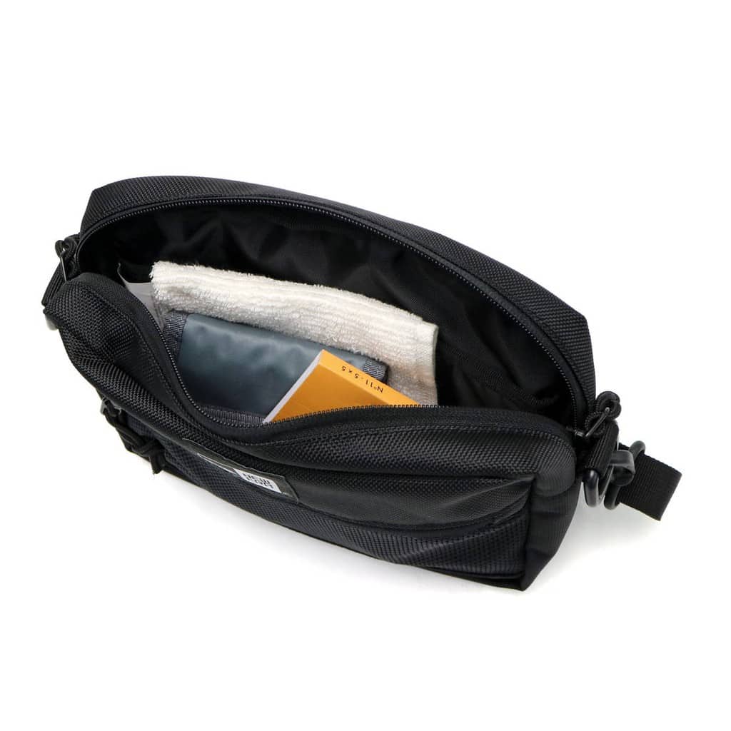 New Era Shoulder Pouch Bag Black [12325633] New Era Shoulder Pouch Bag Black - 12325633