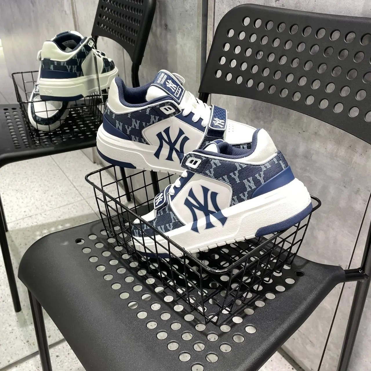 MLB Liner Basic New York Yankees 'NY Navy' [3ASXCDN3N-50NYD] MLB Liner Basic New York Yankees 'NY Navy' [3ASXCDN3N-50NYD]