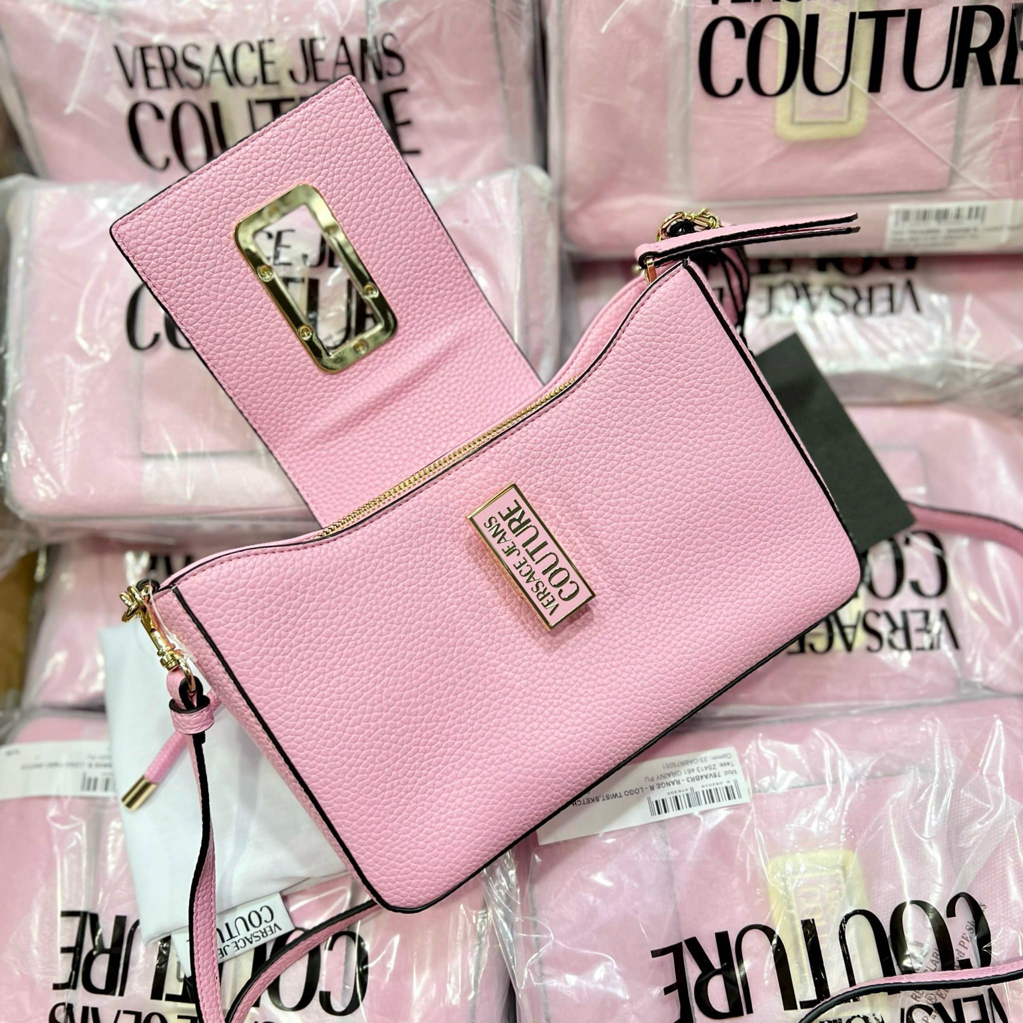 Versace Jeans Couture Range R-Logo Twist Sketch Versace Jeans Couture Range R-Logo Twist Sketch - 75VA4BR3-ZS413-461