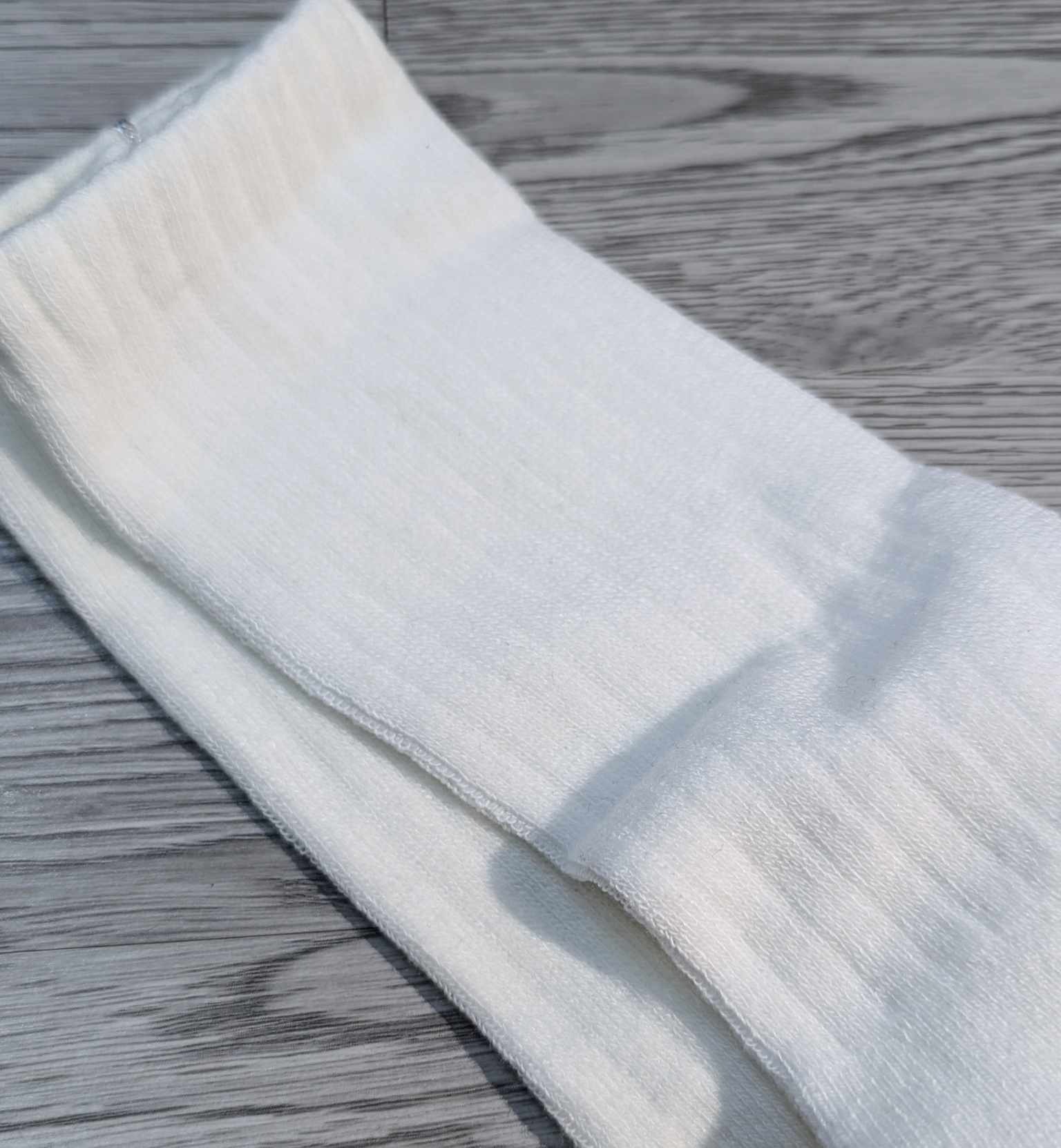 Uniqlo Heattech Socks 3 Pairs White [UNQ-04] Uniqlo Heattech Socks 3 Pairs White [UNQ-04]