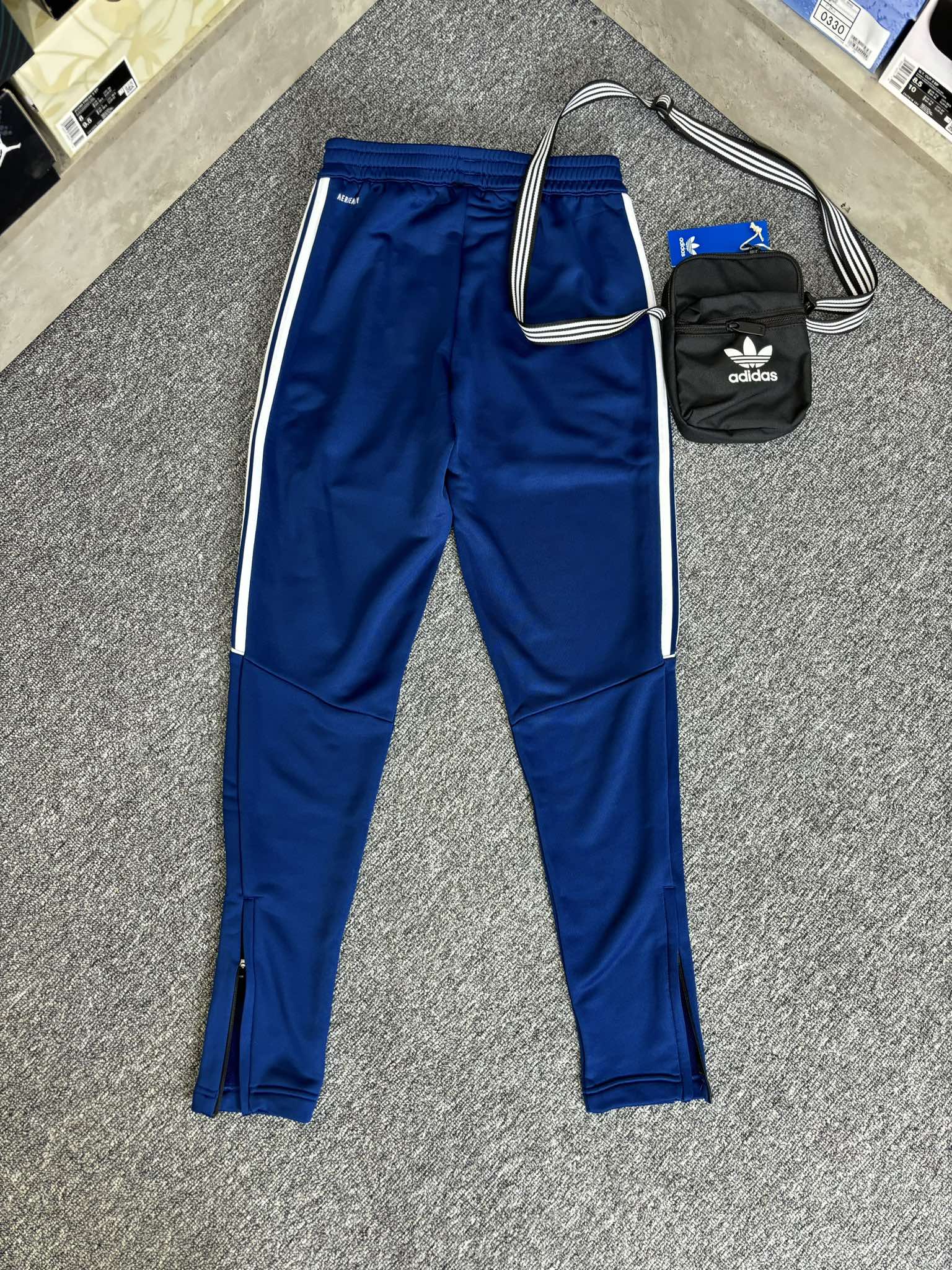 Adidas Tiro Jogger Training Full Zip 3 stripes [QDA-080] Adidas Tiro Jogger Training Full Zip 3 stripes [QDA-080]
