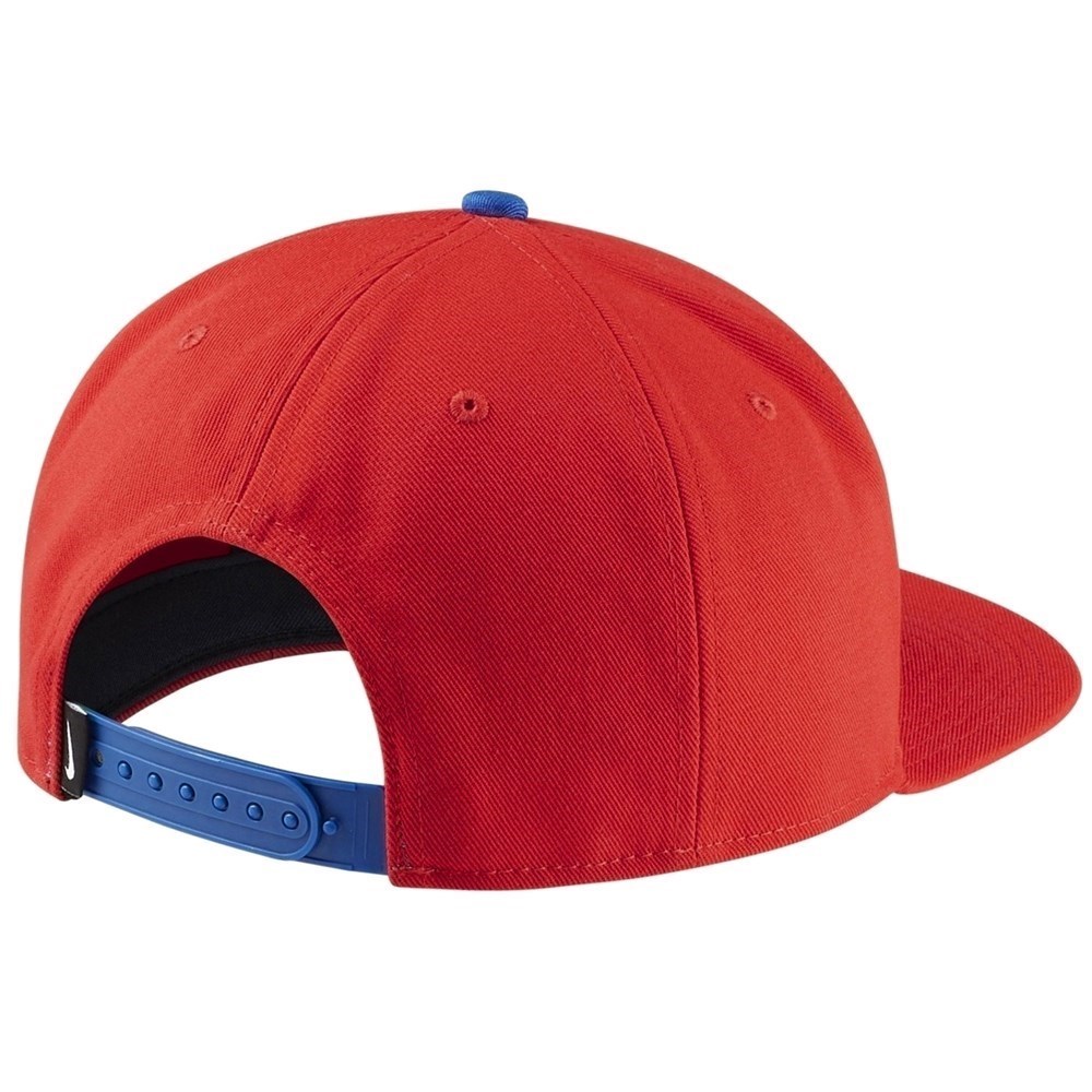 Nike Pro Snapback Cap Futura Red [891284-658] Nike Pro Snapback Cap Futura Red [891284-658]