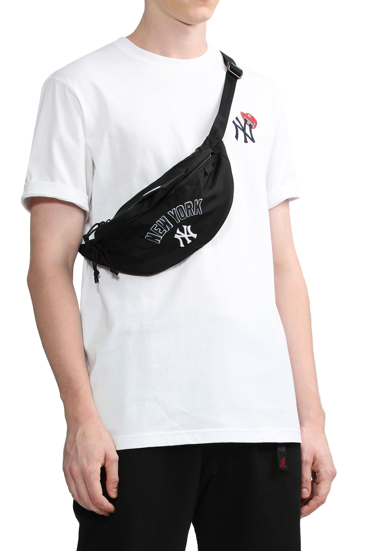 New Era x MLB Waist Bag New York 'Black' [12718040-01] New Era x MLB Waist Bag New York 'Black' - 12718040-01