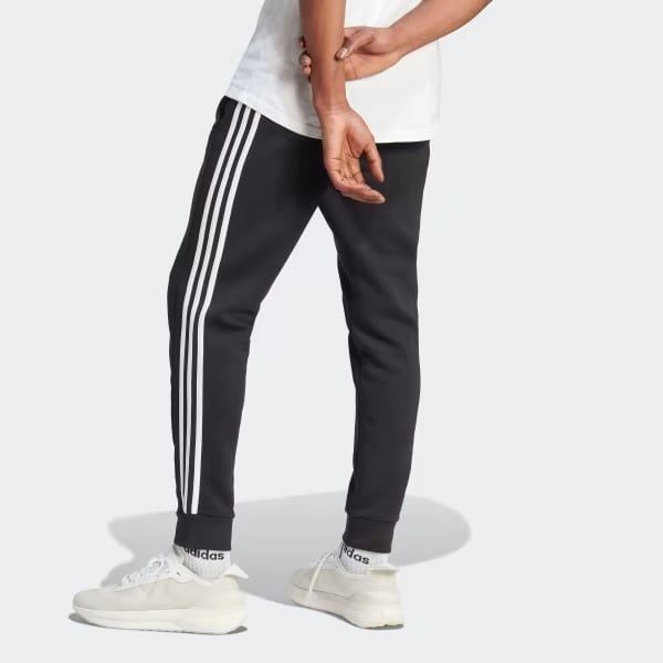 Adidas Essentials Fleece 3-Stripes Tapered Cuff Black [IB4030] Adidas Essentials Fleece 3-Stripes Tapered Cuff Black [IB4030]