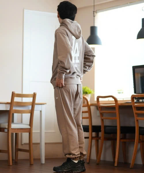 New Era Parka hoodie Brown [14324638] New Era Parka hoodie Brown [14324638]