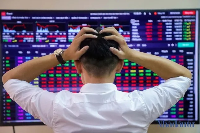 Thị trường đầy biến động, chứng khoán tuần tới ra sao