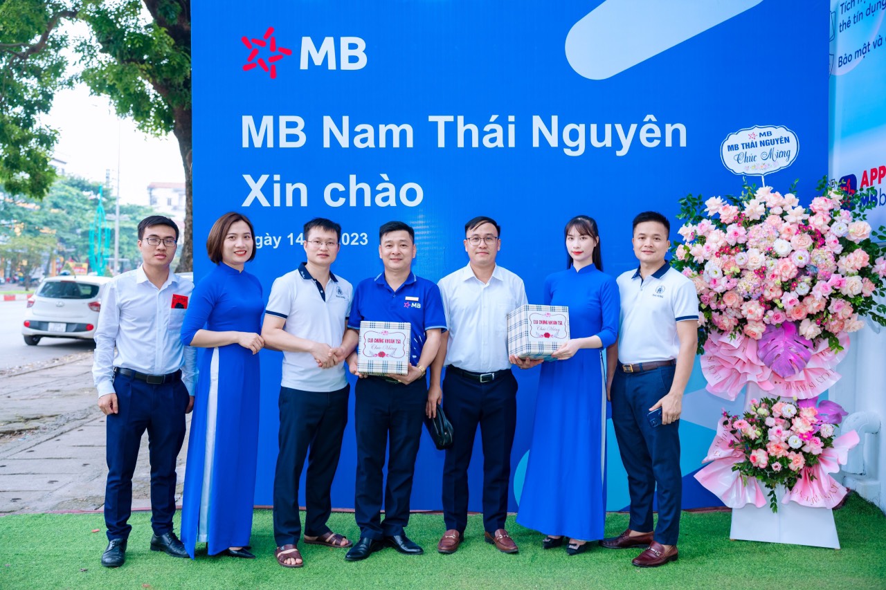 Công ty CPTM Cao Bắc chúc mừng Ngân hàng Quân đội MB Nam Thái Nguyên khai trương