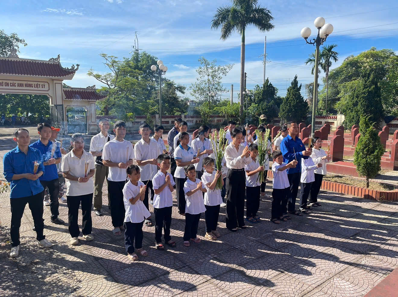 HÀNH TRÌNH TRI ÂN – GIEO MẦM TRUYỀN THỐNG, BỒI ĐẮP LÒNG YÊU NƯỚC